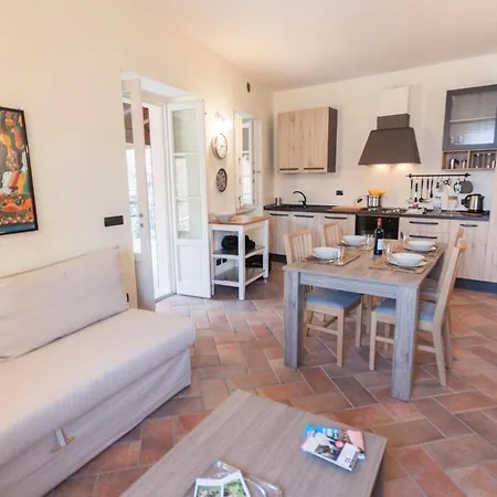 Holiday home Casa Pina - By Lovecomo Menaggio