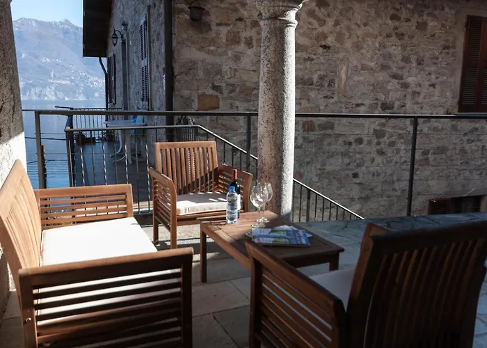 Casa Pina - By Lovecomo Vakantiehuis Menaggio