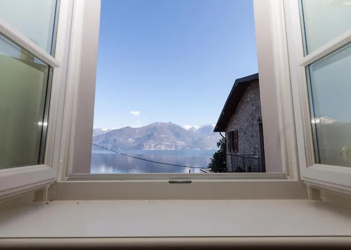 Casa Pina - By Lovecomo